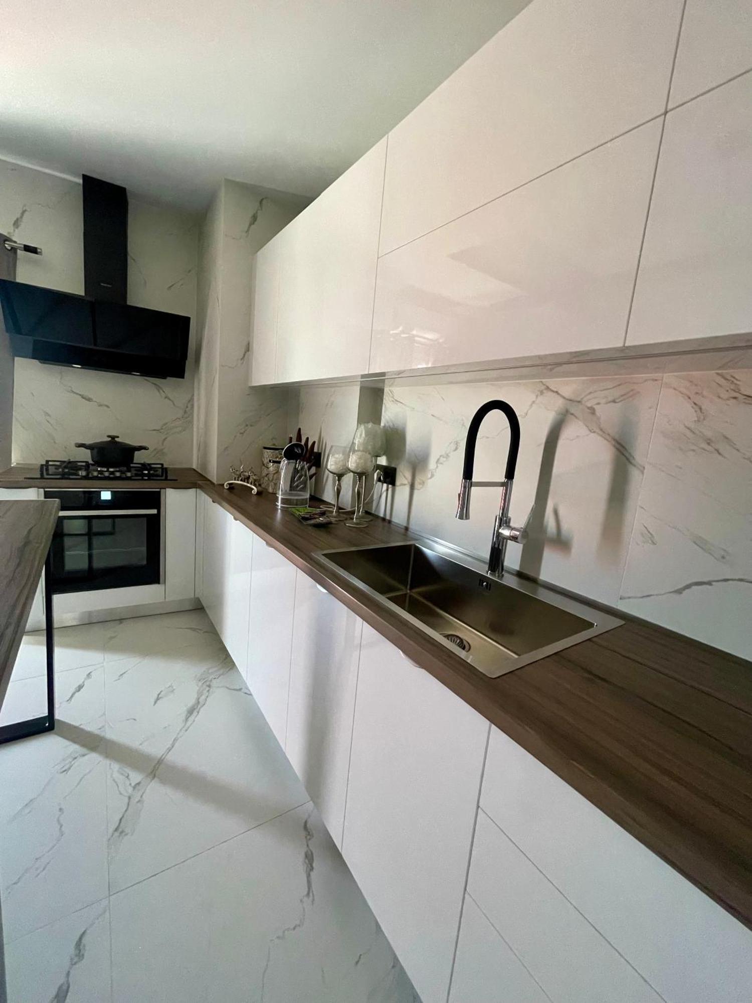 Knd Living Concept - Penthouse Apartamento Nea Alikarnassos Exterior foto